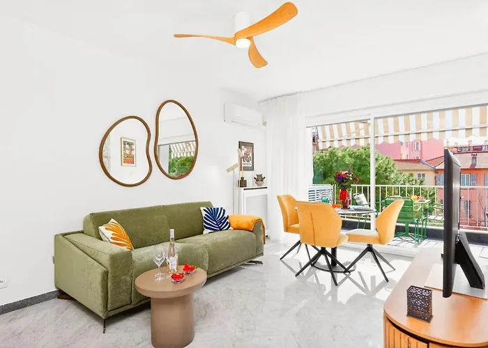 Elegant Au Palais Borrigo A 50 M Du Апартаменти